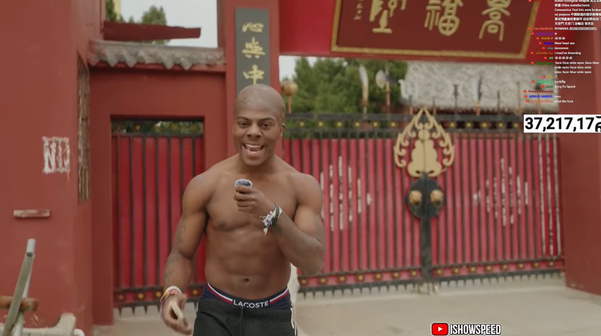 光頭造型！Speed中國(guó)行來(lái)到鄭州少林寺，上香拜佛學(xué)功夫