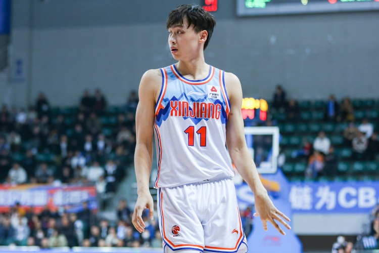 中規(guī)中矩！齊麟8中4拿到15分6籃板 有4失誤&正負(fù)值-10