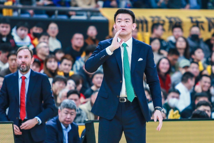 雙核缺陣！廣廈本場僅得74分創(chuàng)賽季新低 此前紀錄為對陣深圳77分