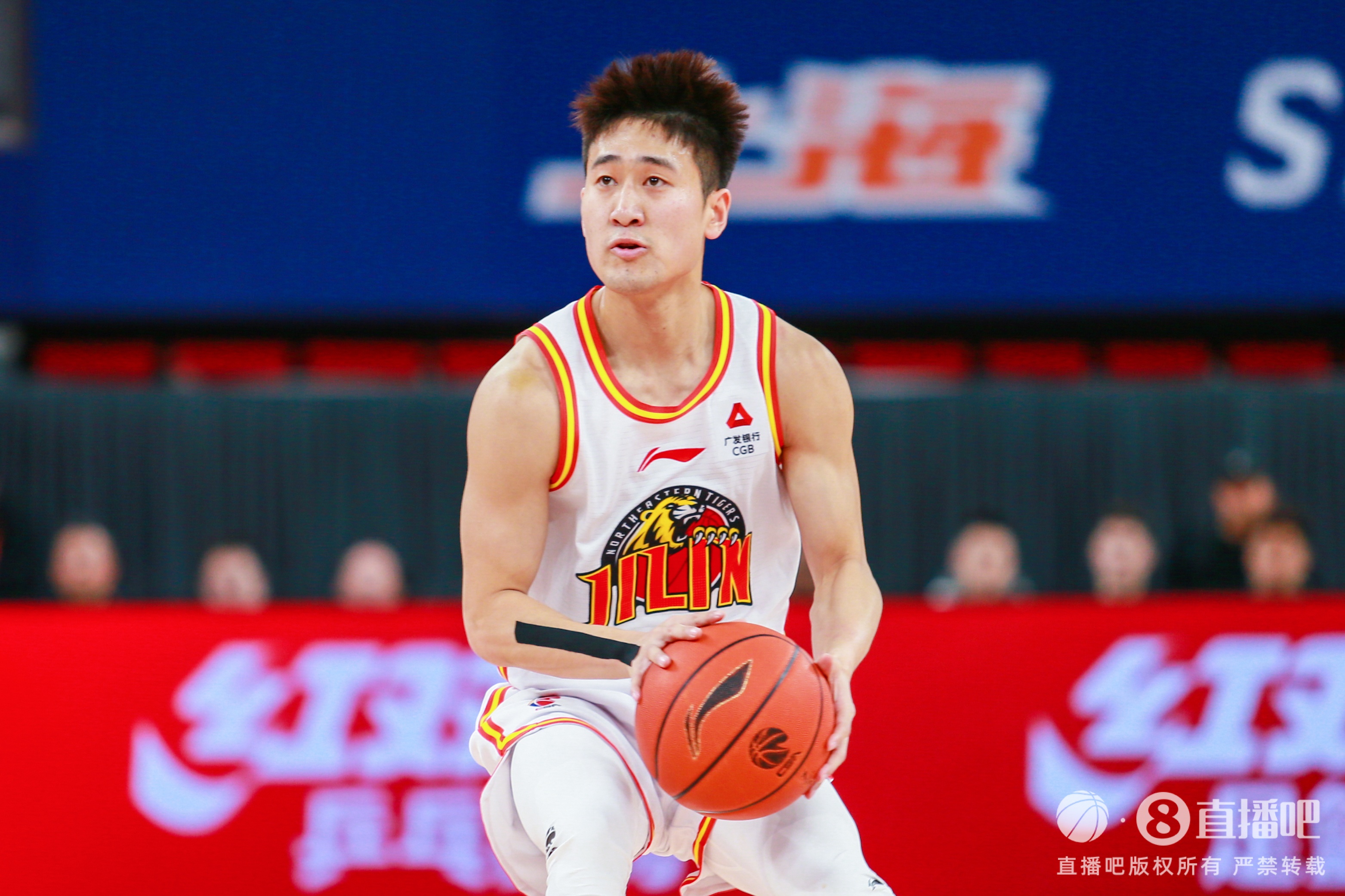 效率不高！姜偉澤13中5拿到14分 三分9中2
