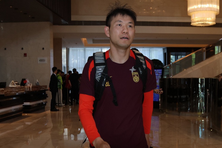 媒體人：如果李源一沒傷沒病，他落選名單在邏輯上講不出合理性